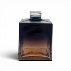 FRASCO CUBO 250 ML R 28/410 PRETO COM ROSE